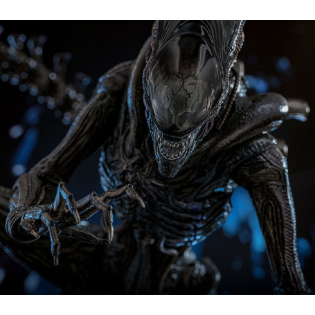 Hot Toys - Alien Romulus - Xenomorfo abrasado MMS 1/6