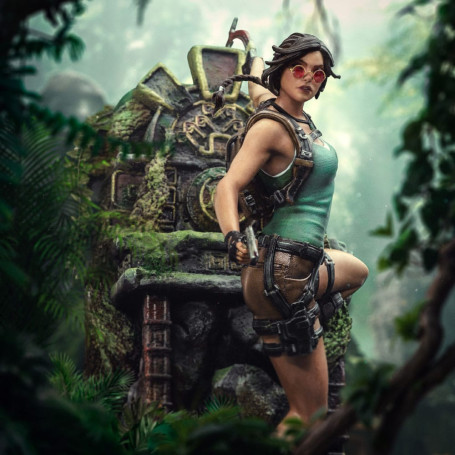 Iron Studios Tomb Raider - Lara Croft Deluxe Art Escala 1/10 - CCXP 2024