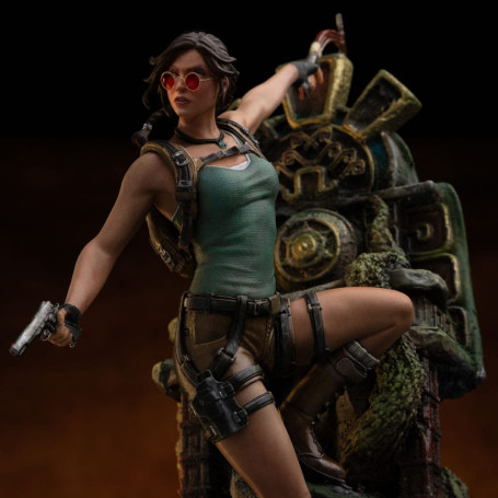 Iron Studios Tomb Raider - Lara Croft Deluxe Art Escala 1/10 - CCXP 2024