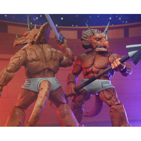 NECA - Mirage Comics - Triceraton Gladiador - TMNT