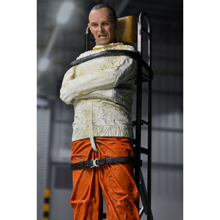 Neca - Dr. Hannibal Lecter (Enmascarado) - El silencio de los corderos