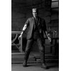 NECA - Ultimate Frankenstein's Monster (Bride of Frankenstein) Black & White Version - Monstruos Universales