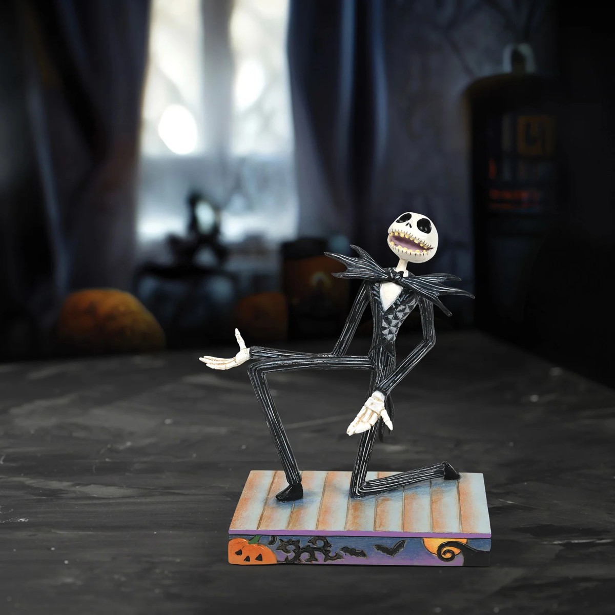 Enesco - Jack Skellington Personnality Pose - La extraña Navidad del Sr. Jack - Tradición Disney por Jim Shore