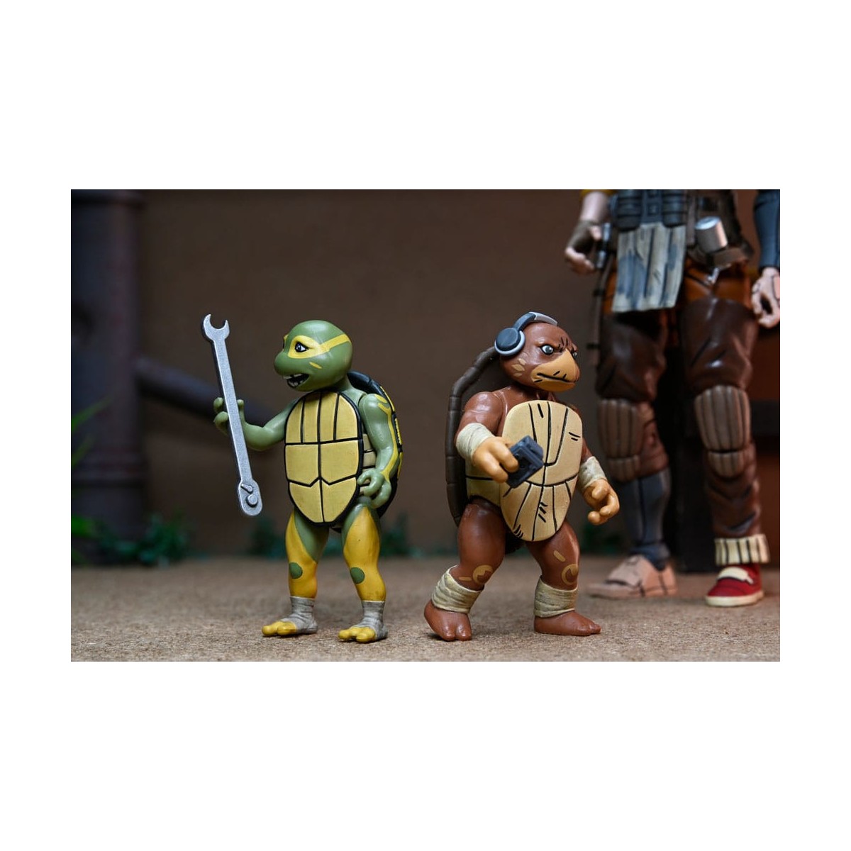 NECA - IDW Comics - La abuela Abril con Baby Yi y Moja - El último Ronin Los años perdidos - TMNT