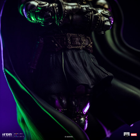 Iron Studios Marvel - DR. Doom 1/10 BDS Art Scale - Guantelete del Infinito Diorama