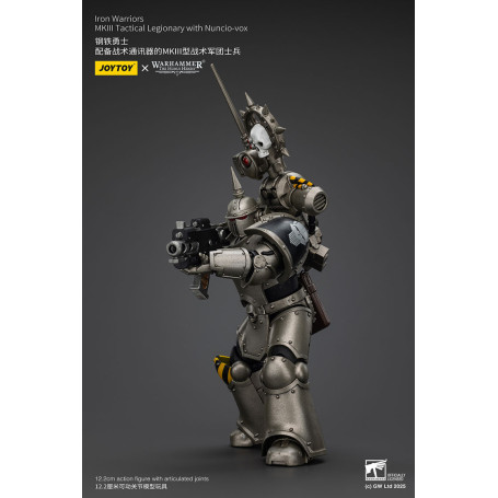 Joytoy - Warhammer - Escuadra Táctica Guerreros de Hierro Mk III - Legionario Táctico Mk III con Nuncio-vox