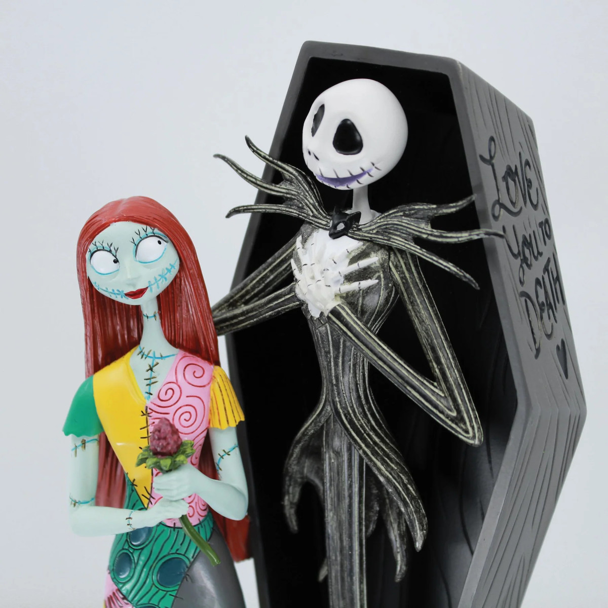 Enesco - Jack y Sally Cerueil - La curiosa Navidad del Sr. Jack - Disney Showcase