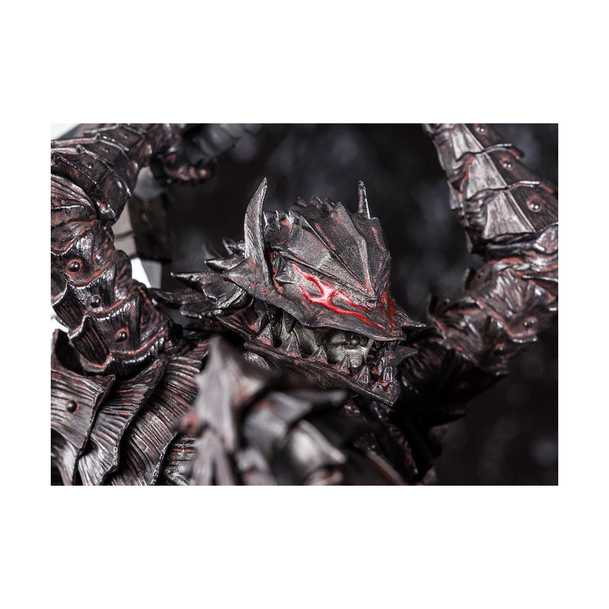 Bandai Tamashii - Guts Armadura Berserker - Figuarts Zero Metal Touch - Berserk