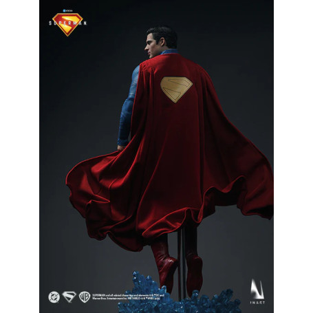INART - Superman 1/6 Escala Figura Coleccionable - Superman (2025)