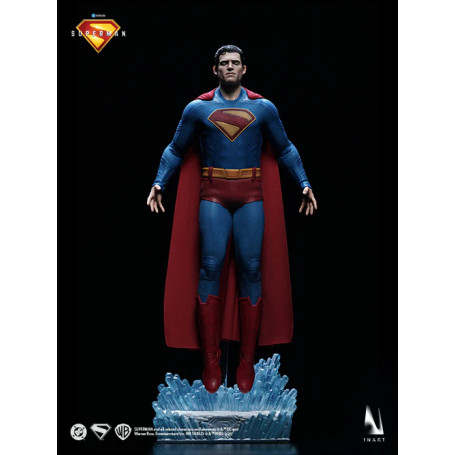 INART - Superman 1/6 Escala Figura Coleccionable - Superman (2025)
