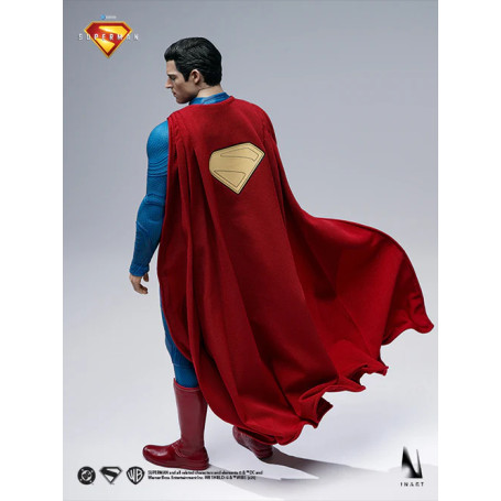 INART - Superman 1/6 Escala Figura Coleccionable - Superman (2025)