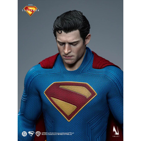 INART - Superman 1/6 Escala Figura Coleccionable - Superman (2025)