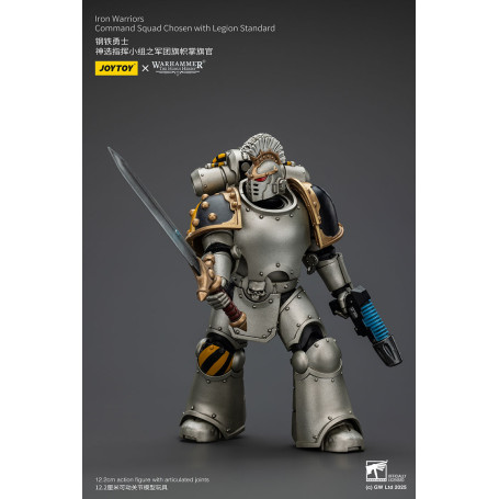 Joytoy - Warhammer - Escuadra de Mando de Guerreros de Hierro Elegidos con Estandarte de Legión