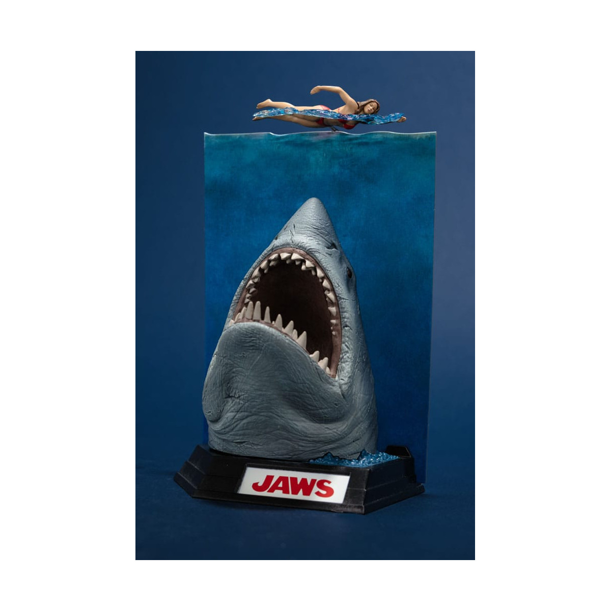 Mc Farlane - Movie Maniacs Tiburón (50 aniversario) - Jaws