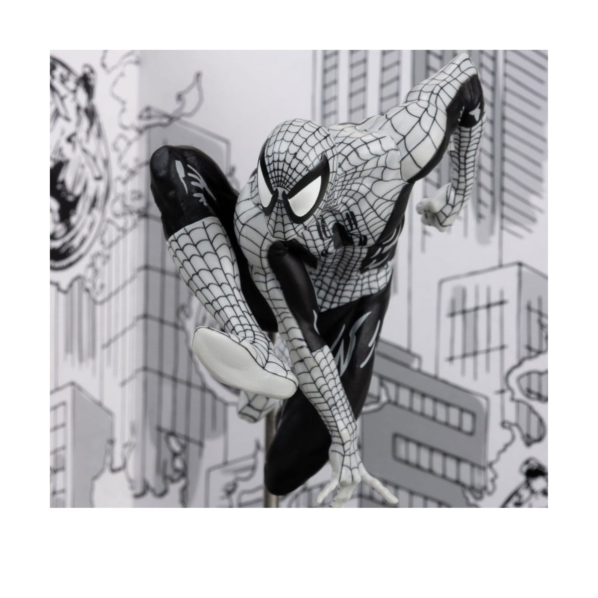 Mc Farlane - Marvel Line Art - Estatuilla Spider-Man 6 1/10 Gold Label