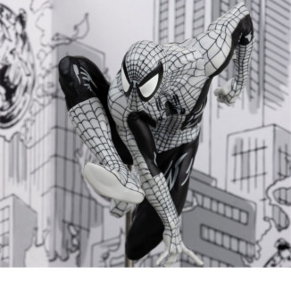 Mc Farlane - Marvel Line Art - Estatuilla Spider-Man 6 1/10 Gold Label