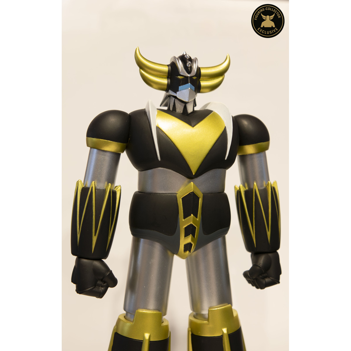 HL Pro - Grendizer Coleccionista de Figuras Exclusivo Negro y Oro - Jumbo Machinder - Shogun Warrior Ufo Robot Grendizer