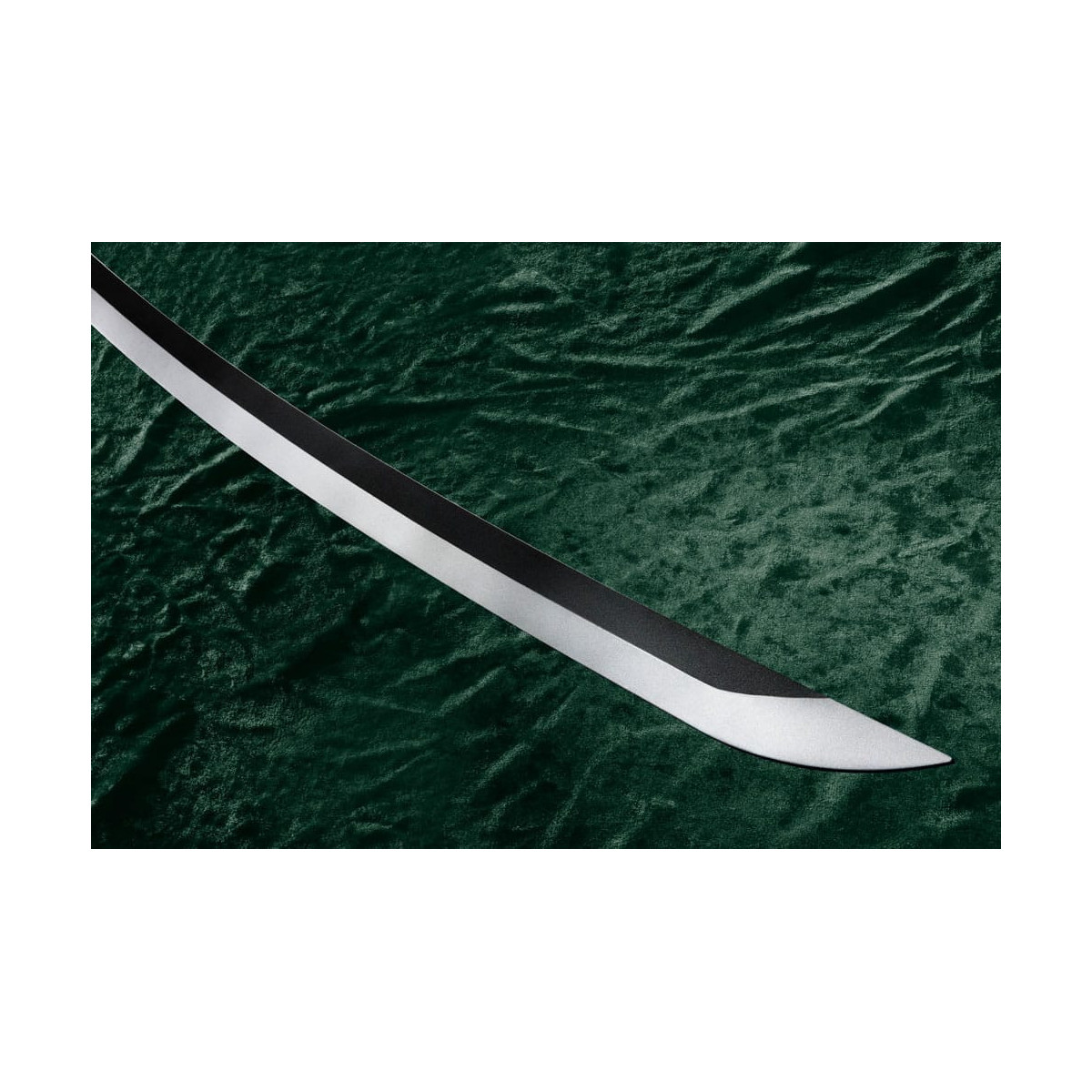 Bandai Tamashii - One Piece - Roronoa Zoro Estilo Tres Espadas Set 1/1 - Set 3 Réplicas de Espadas