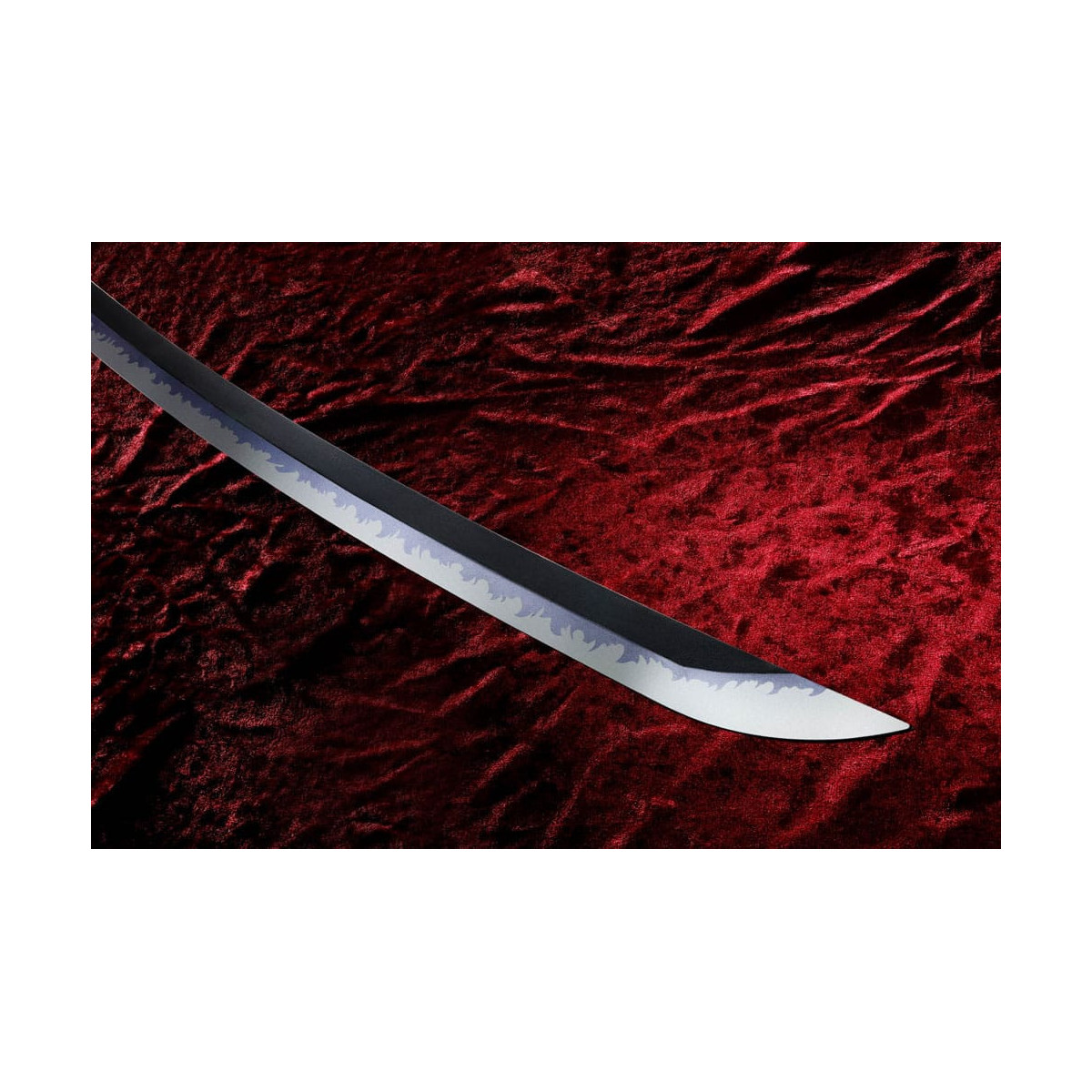 Bandai Tamashii - One Piece - Roronoa Zoro Estilo Tres Espadas Set 1/1 - Set 3 Réplicas de Espadas