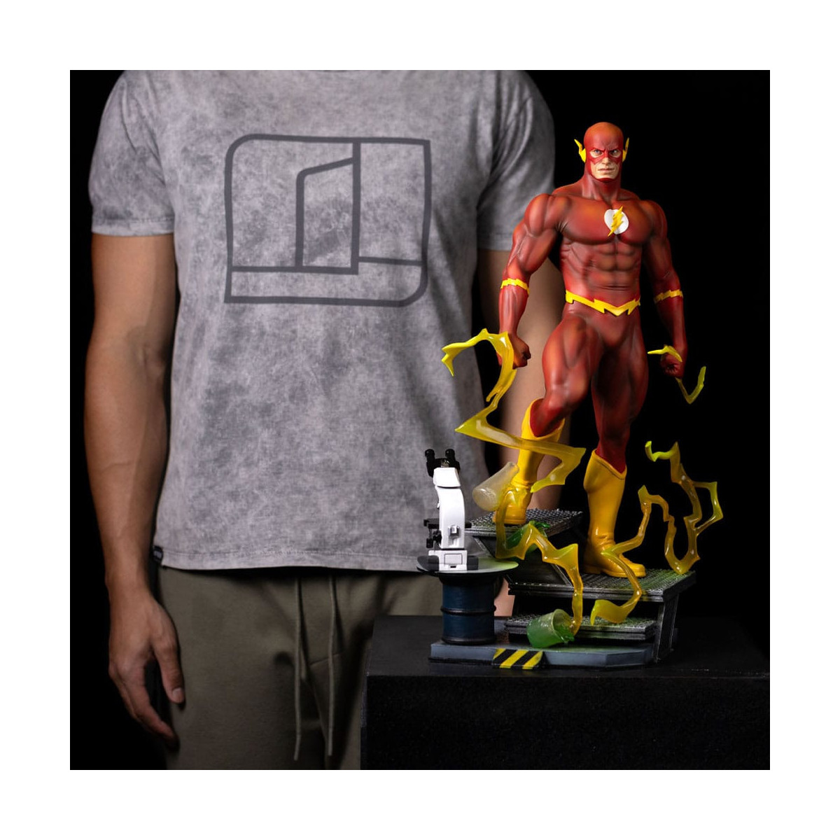 Iron Studios DC Comics - The Flash - Legado Réplica 1/4