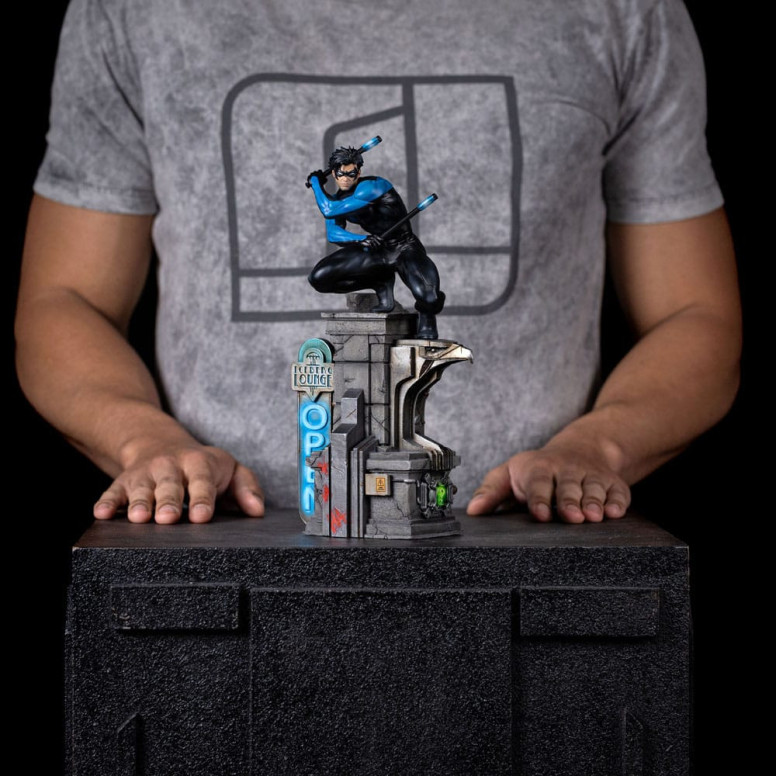 Iron Studios - DC Comics - Nightwing Escala de Arte Escala de Arte 1/10