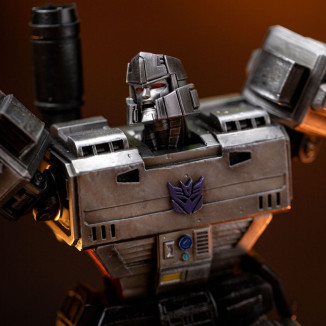 Iron Studios - Transformers - Megatron Demi Art Escala 1/20