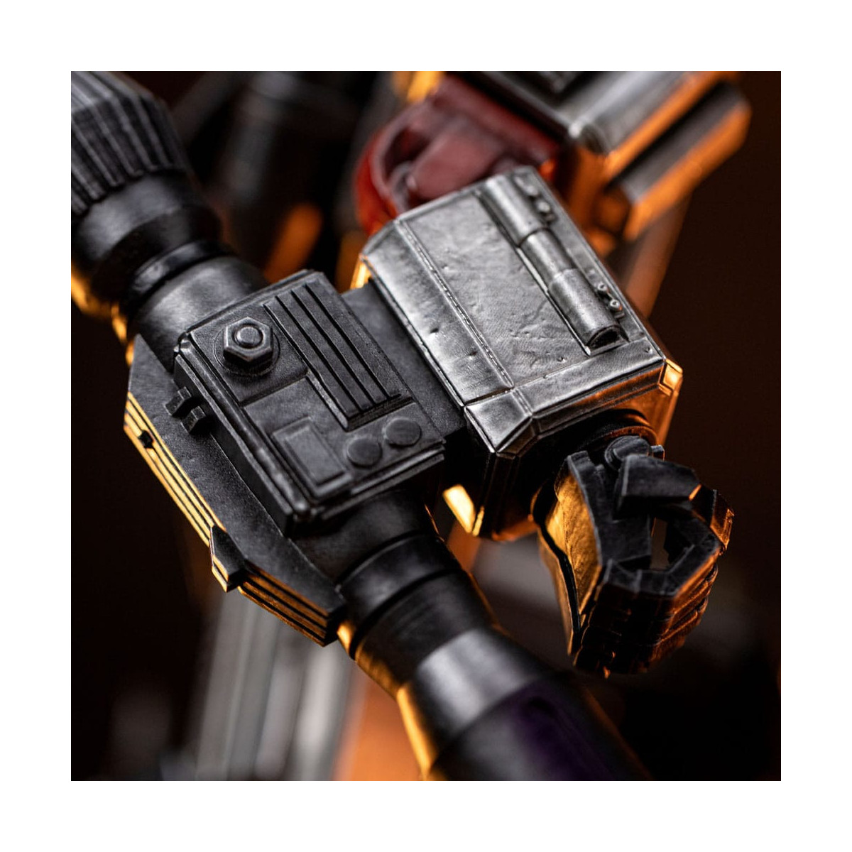 Iron Studios - Transformers - Megatron Demi Art Escala 1/20