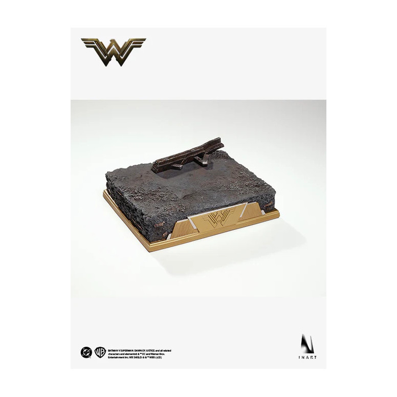 INART - Wonder Woman Figura Coleccionable a Escala 1/6 - Batman Vs Superman