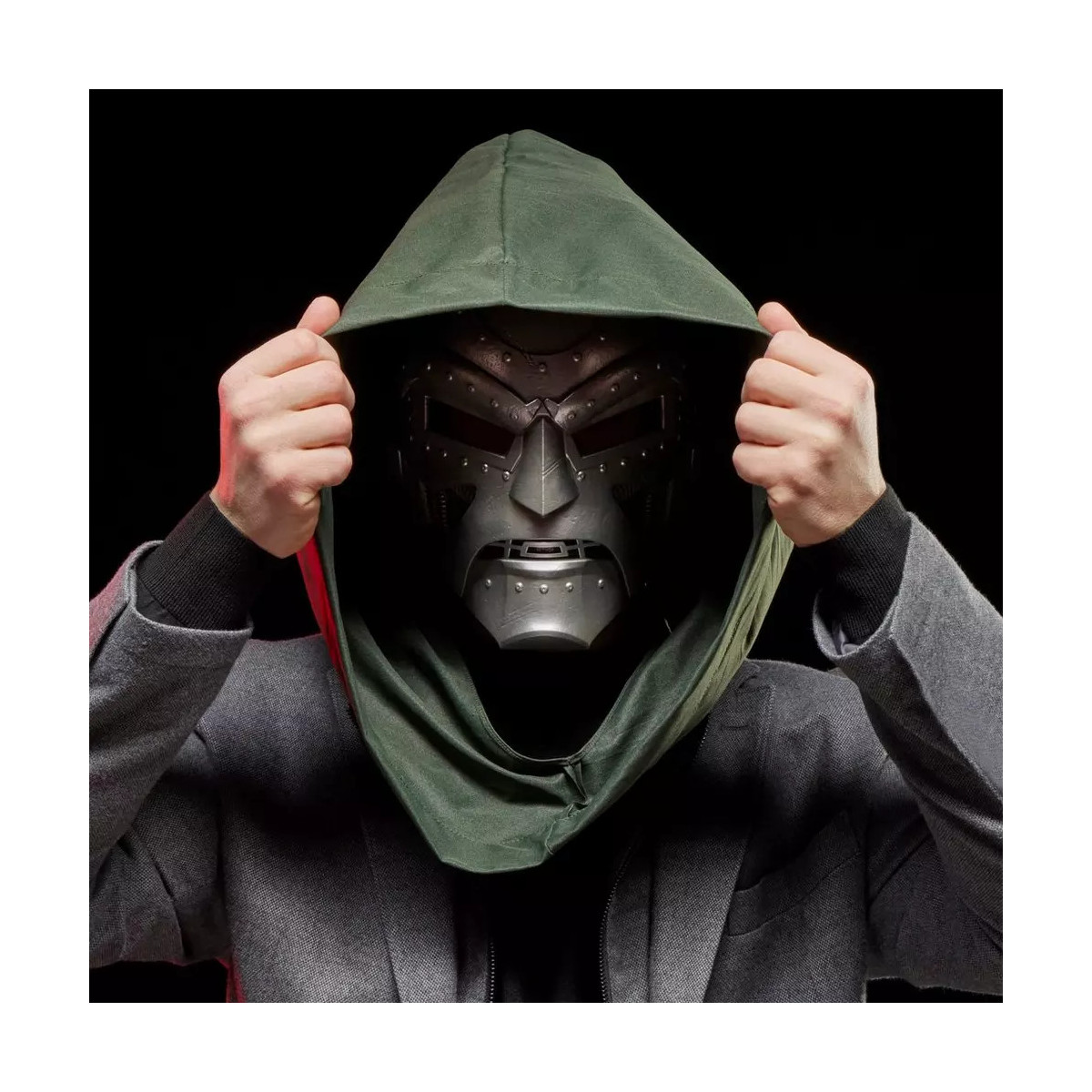 Hasbro - Réplica Casco Dr Doom 1/1 - Marvel Legends Casco