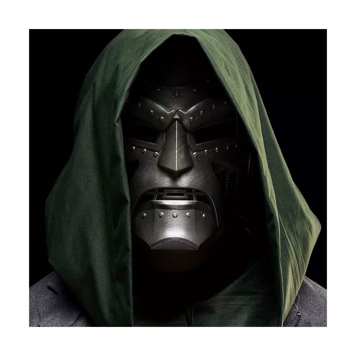 Hasbro - Réplica Casco Dr Doom 1/1 - Marvel Legends Casco