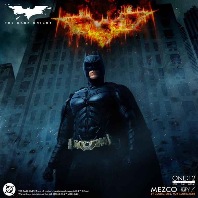 Mezco One 12 - El Caballero Oscuro - BATMAN - DC Comics