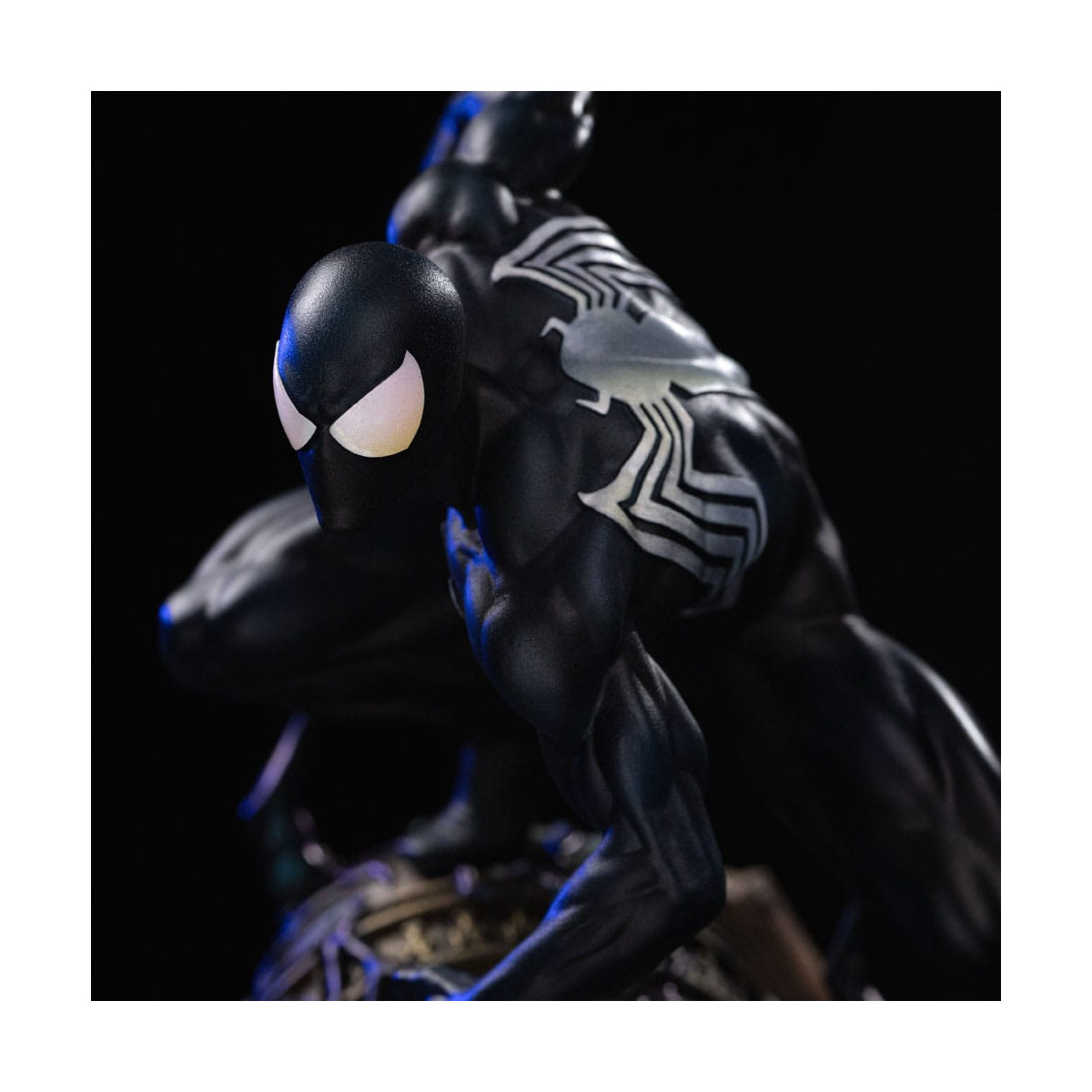 Iron Studios Marvel Comics - Spider-Man Traje Negro BDS Art Escala 1/10