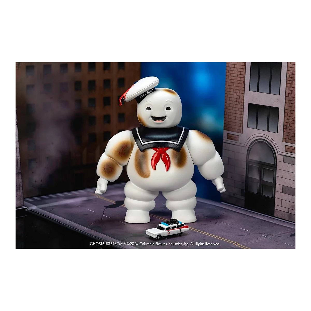 Jada Toys - Ghostbusters Hombre de malvavisco Stay Puft con Cadillac Ecto-1 - Nano Scene 1/64