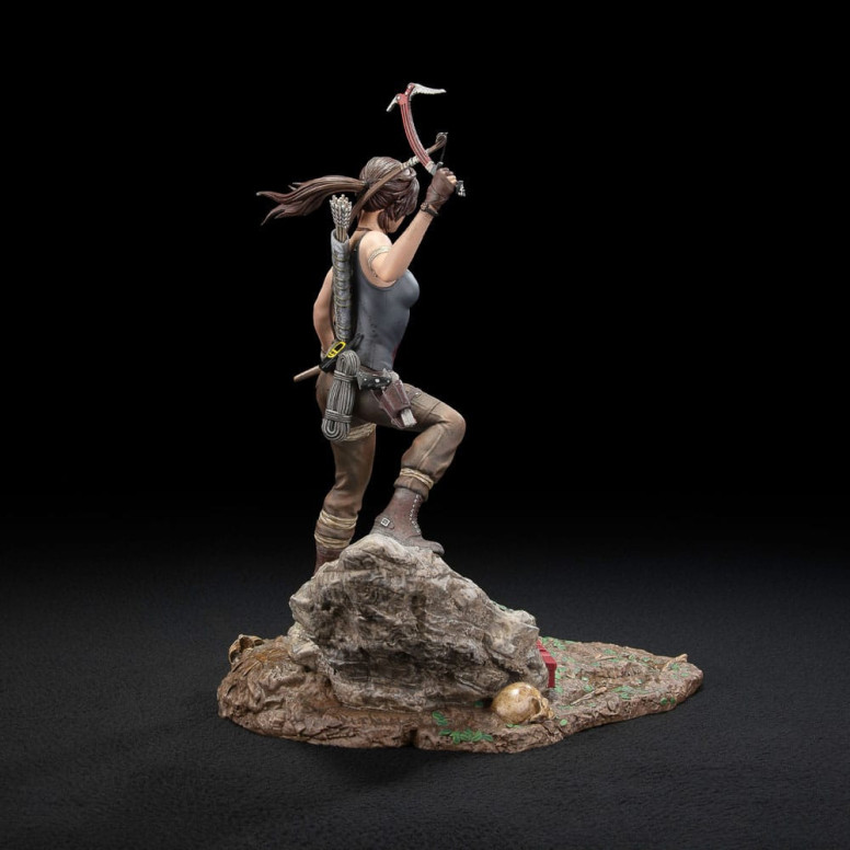 Dark Horse - Tomb Raider - Lara Croft Era Survivor