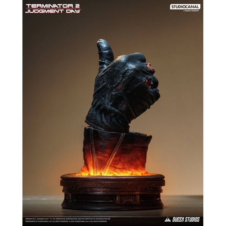 Queen Studios - Busto T-800 dañado en batalla - Terminator 2