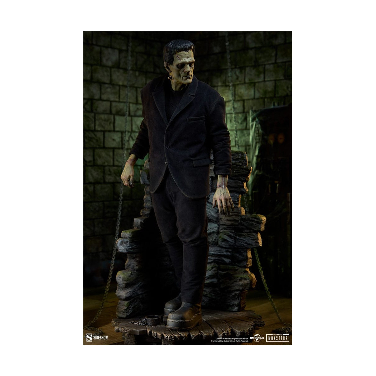 Sideshow Universal Monsters - Formato Premium Frankenstein (Traje de tela) 1/4