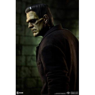 Sideshow Universal Monsters - Formato Premium Frankenstein (Traje de tela) 1/4