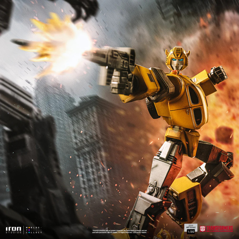Iron Studios - Transformers - Bumblebee Demi Art Escala 1/20