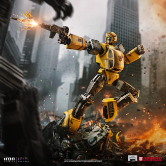 Iron Studios - Transformers - Bumblebee Demi Art Escala 1/20