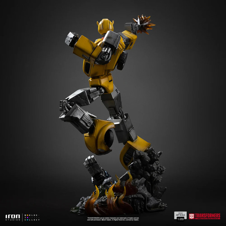 Iron Studios - Transformers - Bumblebee Demi Art Escala 1/20