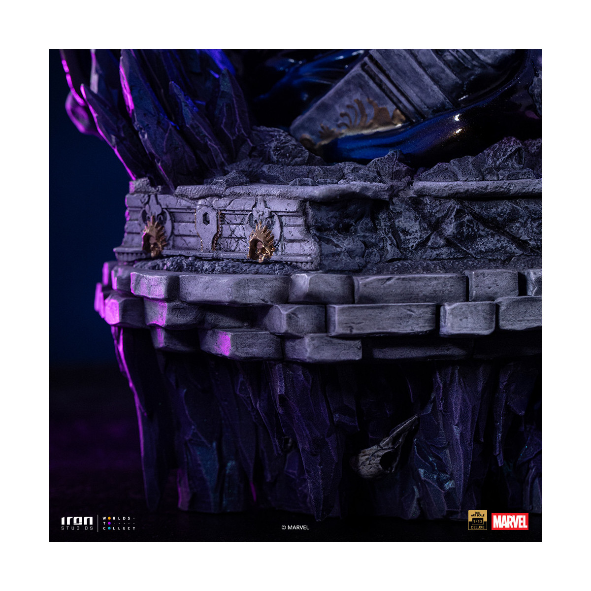 Iron Studios Marvel - Silver Surfer Deluxe Art Escala 1/10 - Guantelete del Infinito Diorama