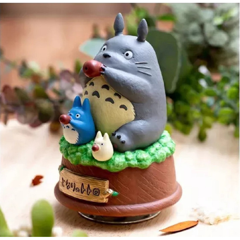 Maison Ghibli - Sekiguchi Grande Totoro Musical Statue toca la ocarina - Mi vecino Totoro