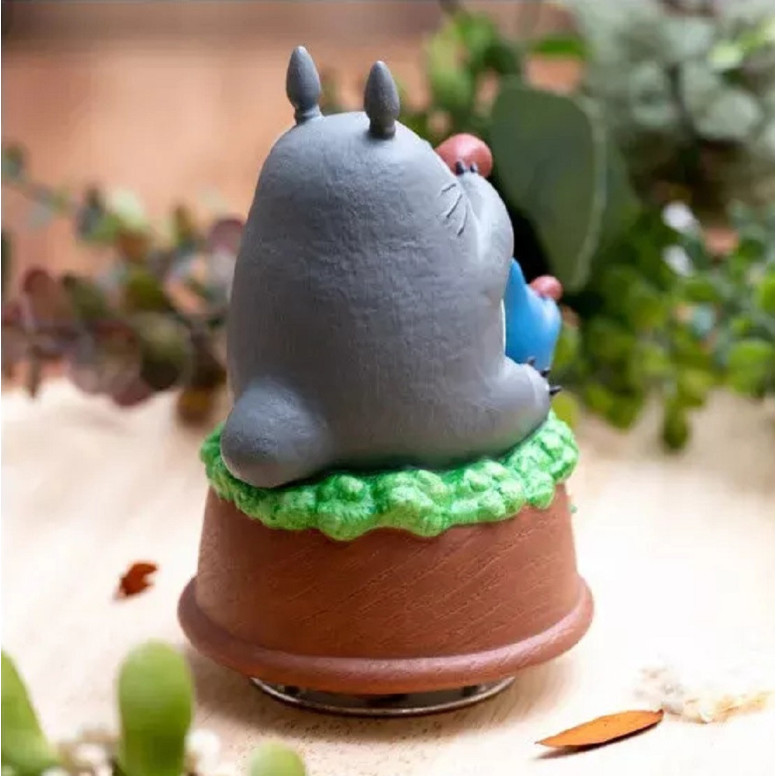 Maison Ghibli - Sekiguchi Grande Totoro Musical Statue toca la ocarina - Mi vecino Totoro