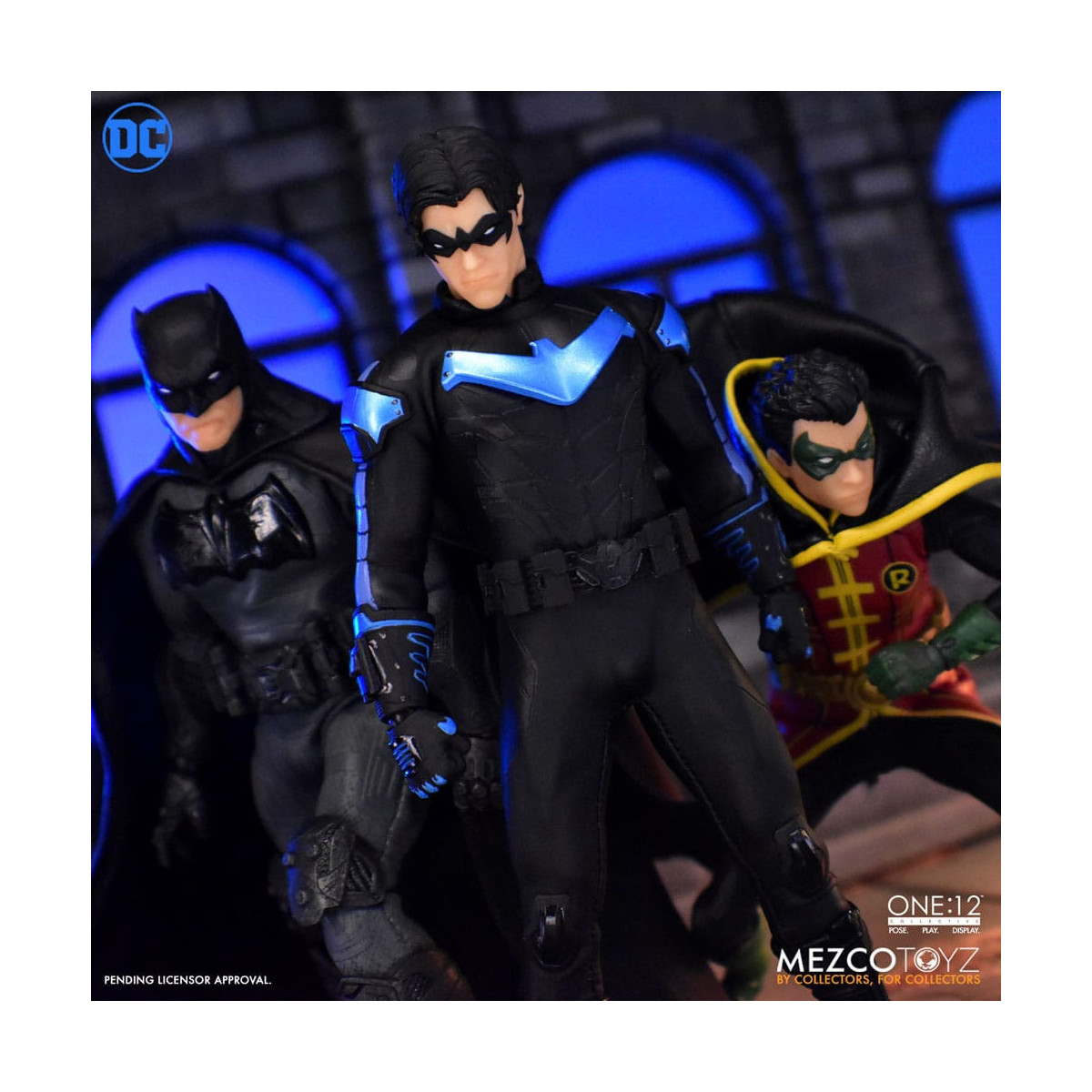 Mezco One 12 - NIGHTWING - DC Comics