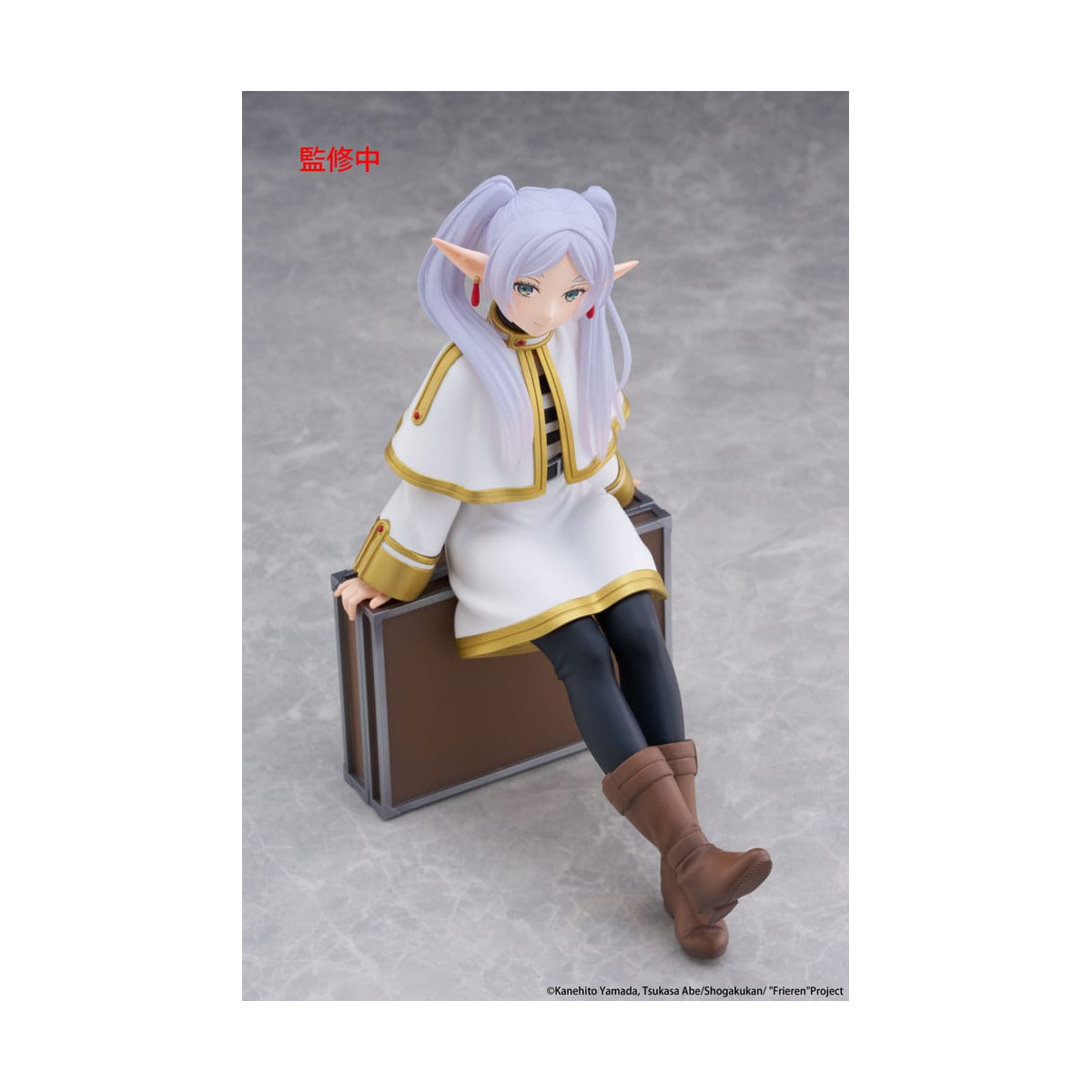 Taito - Sobremesa Lindo Figura Frieren Maletín Ver. - Frieren: Más allá del fin del viaje
