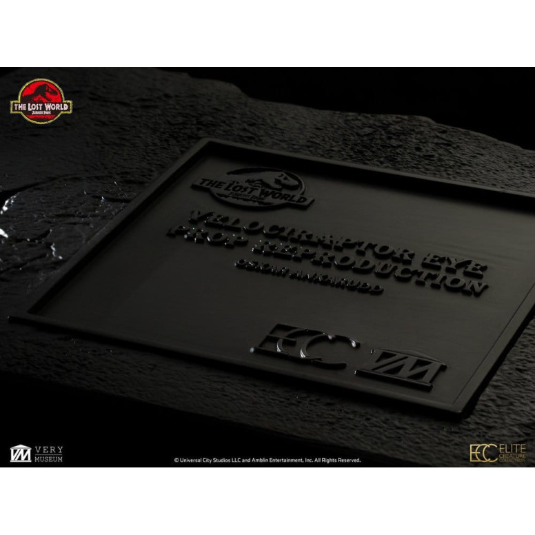 Toynami ECC Elite Creature Collectibles - Ojo de Velociraptor Macho - El Mundo Perdido: Jurassic Park