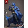 Hot Toys - Batman (Traje Azul y Gris) Movie Masterpiece 1/6 The The Flash - Hot Toys Exclusivo