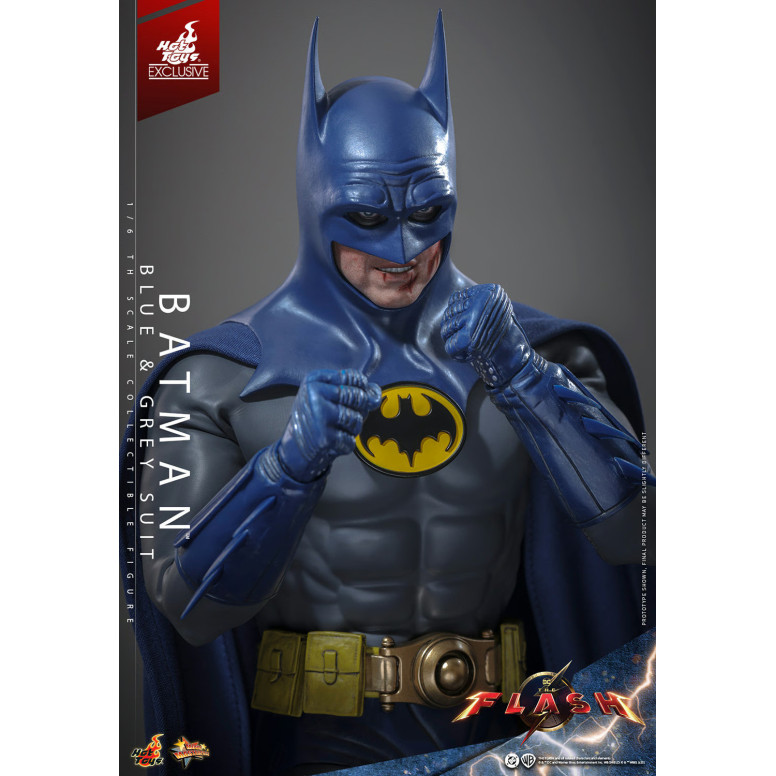 Hot Toys - Batman (Traje Azul y Gris) Movie Masterpiece 1/6 The The Flash - Hot Toys Exclusivo