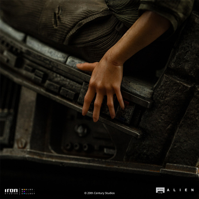 Iron Studios Ellen Ripley y el perro Alien - Arte Escala 1/10 - Alien 3
