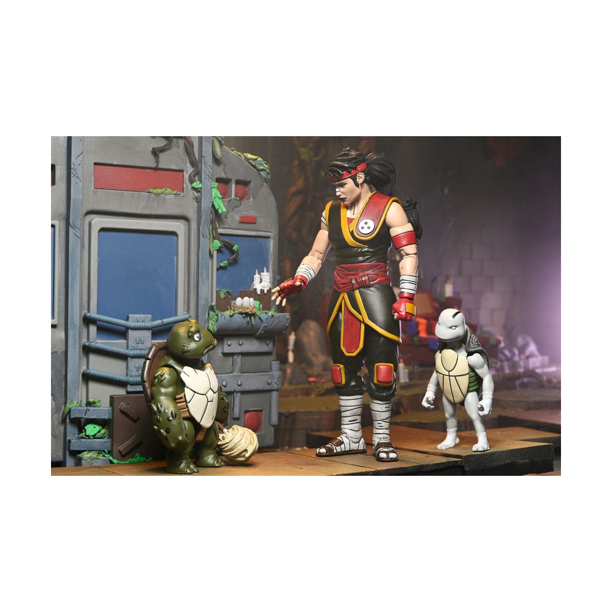 NECA - IDW Comics - Ultimate Casey Marie con Bebé Odyn y Uno - El Último Ronin: Años Perdidos- TMNT